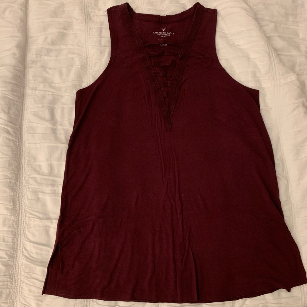 American Eagle Outfitters 🦅 V-neck tank